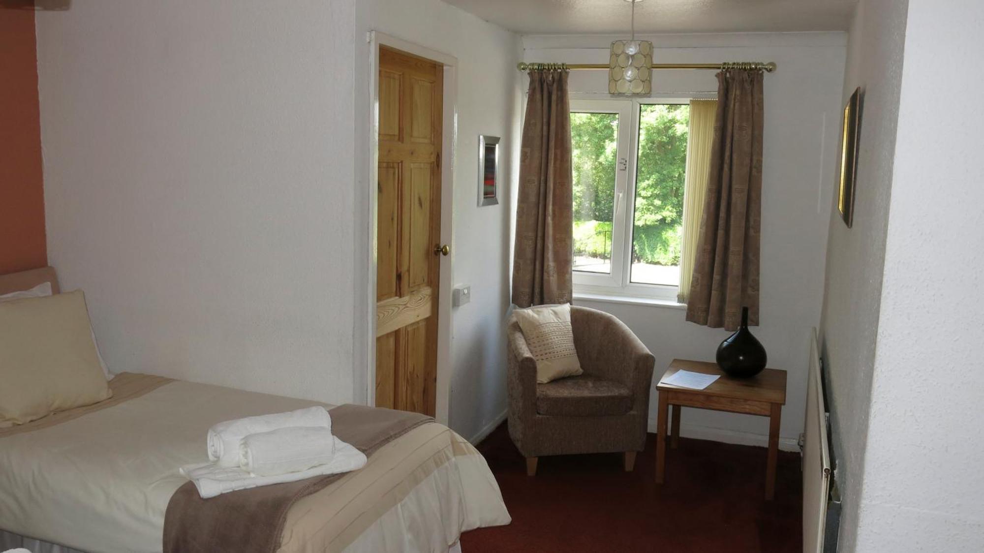 Broadwell Guest House Meriden  Habitación foto
