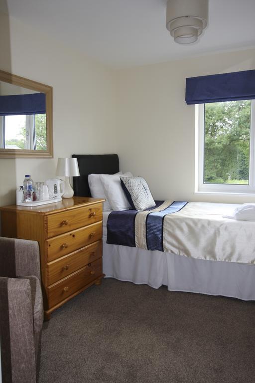 Broadwell Guest House Meriden  Habitación foto